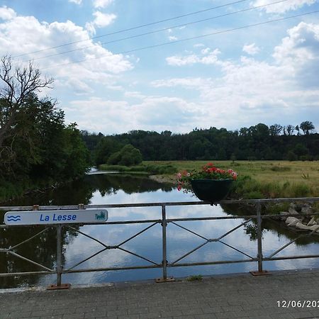 Gite Rural 3 Epis "Aux Pieds Des Ar'Den" - Chambre 1 Isolee Et Chambre 2 Dans Hall De Nuit - 34 Rue Du Chateau A 5564 Wanlin - 4 Adultes Et 2 Enfants Houyet Zewnętrze zdjęcie
